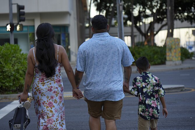 1 Hour Family/Group Photography Honolulu Beautiful and Magical - Why the experience suits couples and families