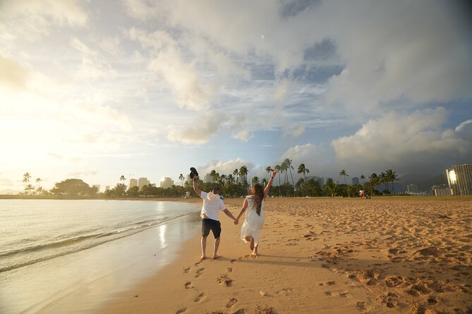 1 Hour Family/Group Photography Honolulu Beautiful and Magical - Communication, weather, and cancellation terms