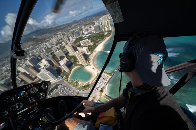 18 Minutes PRIVATE Helicopter Tour in Honolulu - Seeing Sand Island and Honolulu Harbor from the air