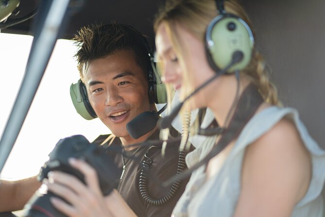 18 Minutes SHARED Helicopter Tour in Honolulu - A small shared flight with a personal feel