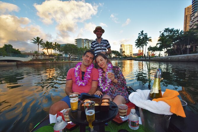 2-Hour Small-Group Gondola Excursion in Waikiki - Choosing the best departure time