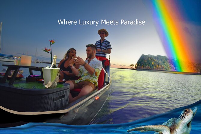 2-Hour Small-Group Gondola Excursion in Waikiki - Magic Island and Diamond Head views