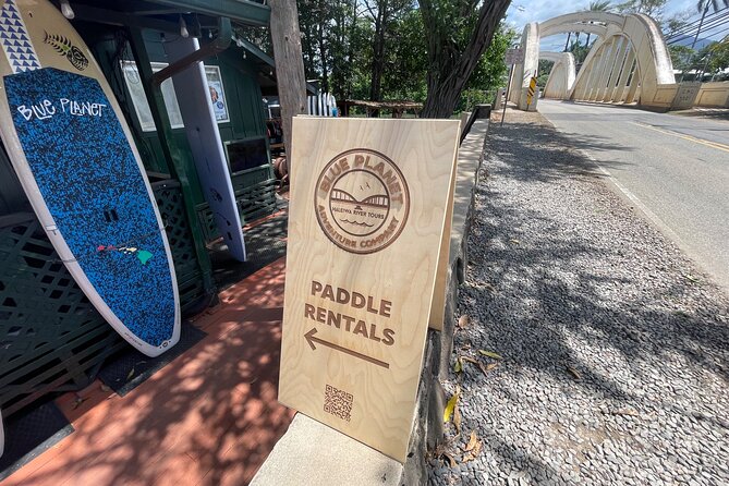 2 hour tandem kayak rental at our private launch area in Hale'iwa - What the $49.95 price really covers