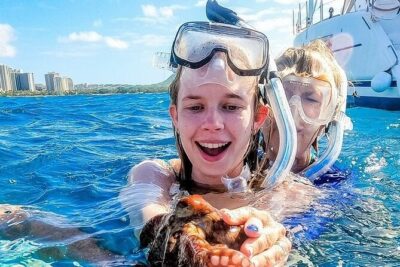2hr Luxury Private Sailing Catamaran for 7-12 People