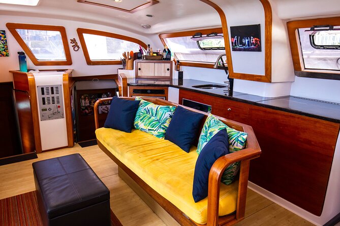 2hr Luxury Private Sailing Catamaran in Waikiki for 1-6 People - Snorkeling, swimming, and the magic carpet