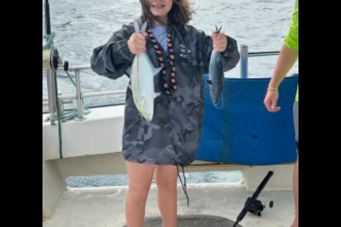 3-Hour Fishing Trip in Waikiki - Diamond Head from the Pacific