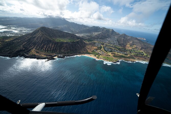 30 Minutes SHARED Helicopter Tour in Honolulu - Waikiki and Diamond Head from above