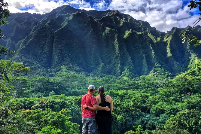 5 Hour Romantic Hawaii Jeep Tour - Why a private Jeep works well for couples