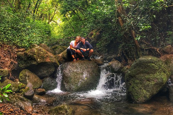 5 Hour Romantic Hawaii Jeep Tour - Makai Research Pier and the value of short stops