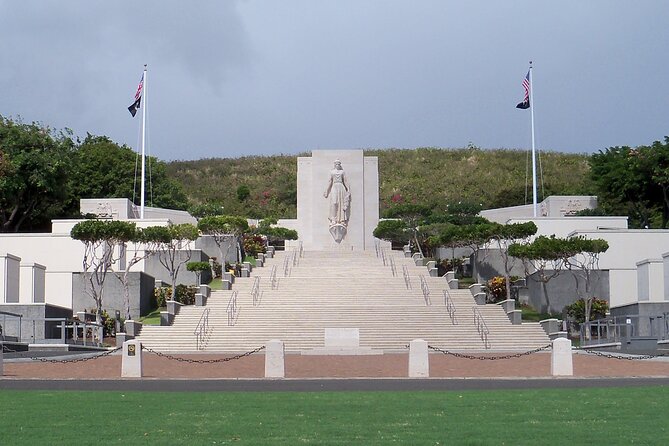 Afternoon Honolulu City Tour - Diamond Head from the road and scenic overlooks