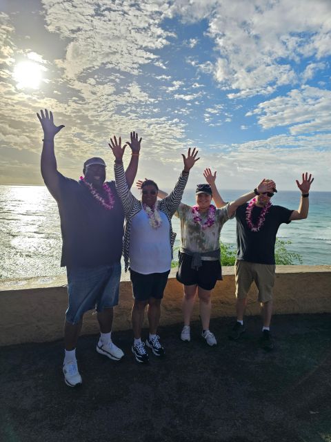 Amazing Circle Island Tour - Waimea Botanical Garden and the waterfall swim