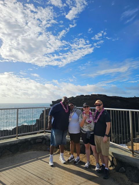Amazing Circle Island Tour - Lunch in Haleiwa or at Liliha Bakery