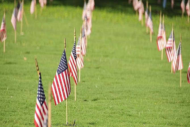 Arizona Memorial Pearl Harbor and Honolulu City Tour from Maui - Punchbowl and Kawaiahaʻo Church