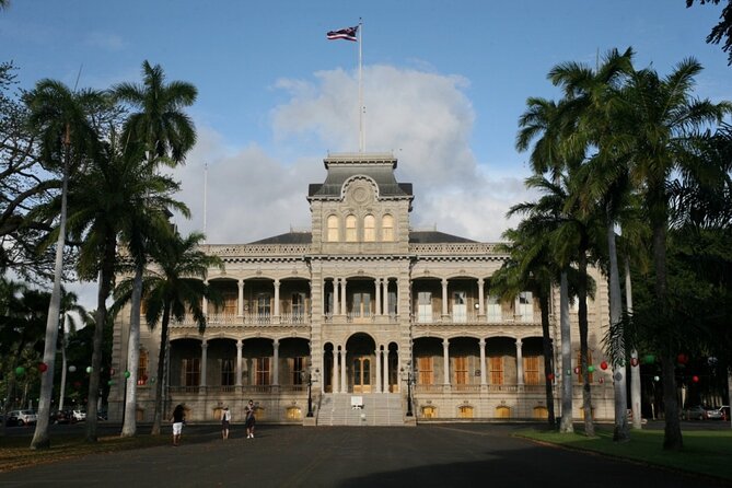 Awesome Scavenger Hunt: Royal Views Of Honolulu - Aloha Tower Marketplace and the waterfront