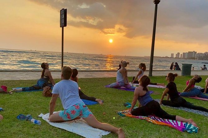 Beach Yoga on Waikiki with Diamondhead Backdrop - Key points to know before you book
