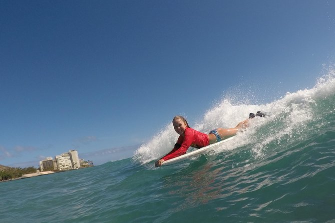 Bodyboarding 1-to-1 Private Lesson with Waikiki Courtesy Shuttle - Getting Ready With the Right Equipment