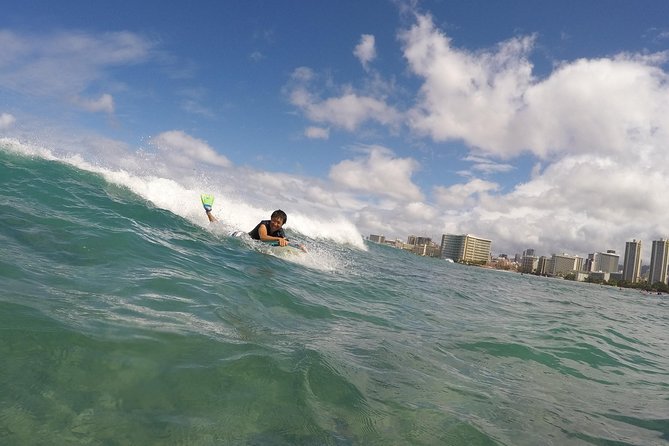 Bodyboarding 1-to-1 Private Lesson with Waikiki Courtesy Shuttle - Meeting the Instructor at the Beach