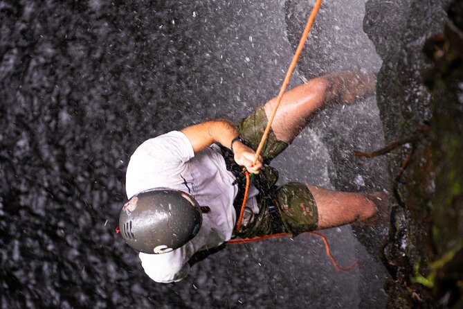 Chasing Waterfalls:Wild Hawaii Rappelling - Is $350 a Fair Price?