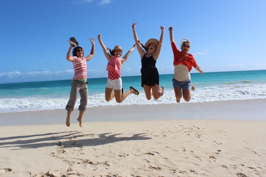 Circle Island: Swim with Turtles and Explore Paradise Oahu - Diamond Head and Halona Blowhole: two quick coastal views