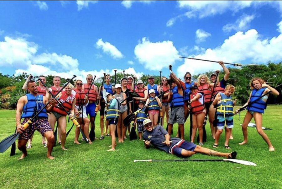 Circle Island: Swim with Turtles and Explore Paradise Oahu - The early Waikiki pickup and ride across Oahu