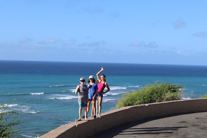 Circle Island Tour with Snorkeling & Turtles - Mountain air at Nuʻuanu Pali