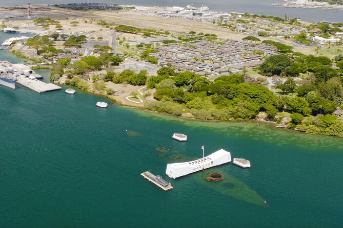 Complete Island Oahu Helicopter Tour - Diamond Head and Hanauma Bay from above