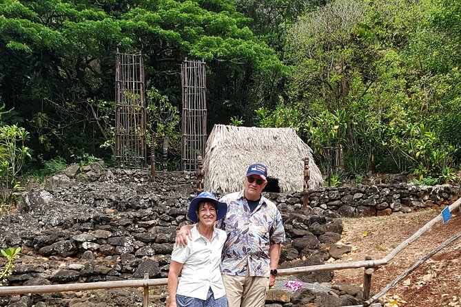 Custom Island Adventures Tour - Waterfalls, temples, and scenic viewpoints