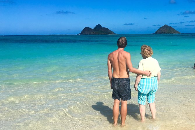 Customizable Island Tours Tours on Oahu - North Shore beaches and Haleʻiwa food stops