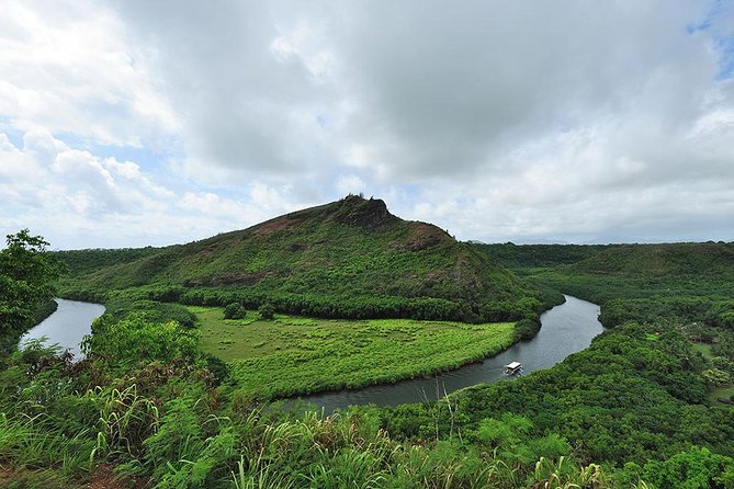 Day Trip from Oahu to Kauai: Waimea Canyon & Wailua River - Waimea town, Fort Elizabeth, and the western route