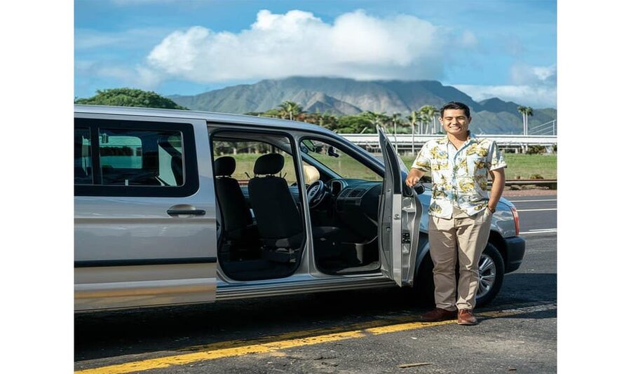 DEPARTURE-Private Transfer waikiki to HNL airport by minivan - The private minivan and the value of a $70 fare