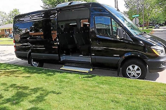 Departure Shuttle: Waikiki Hotel to Airport - The $21.99 fare and its real value