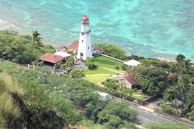 Diamond Head Bike to Hike and Local Lunch - Kapiolani Park and the WWI Natatorium