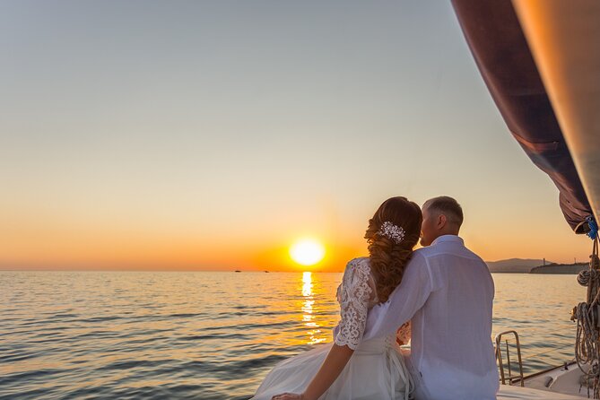 Diamond Head Sunset Sail - What to bring and how to plan the evening