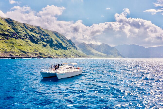 Dolphin Watching and Snorkeling on the West Coast of Oahu - Lunch, snacks, and the small comforts that matter