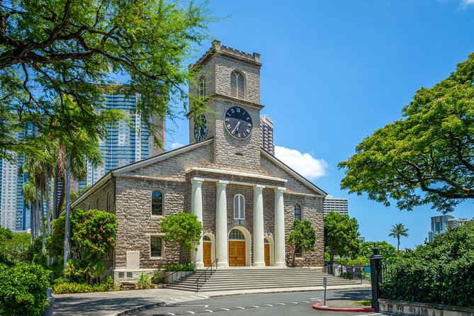 Downtown Honolulu Self Guided Walking Audio Tour - Washington Place and the final years of Queen Liliuokalani