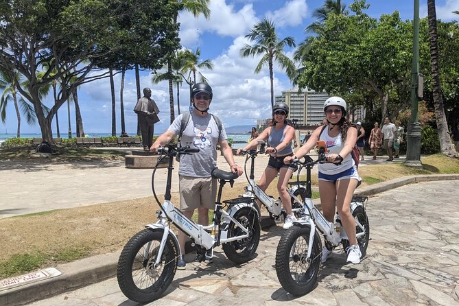 Electric Bike Ride & Diamond Head Hike Tour - Kapiolani Park and the royal connection