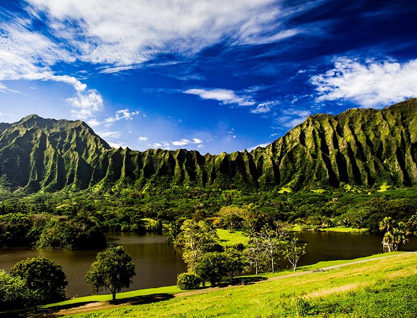 Explore Oahu in a Polaris Slingshot - Picking up the Slingshot at International Market Place