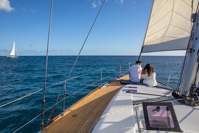 Explore Turtle Canyons Waikiki Snorkel and Sail Adventure - Is a private boat worth the cost?