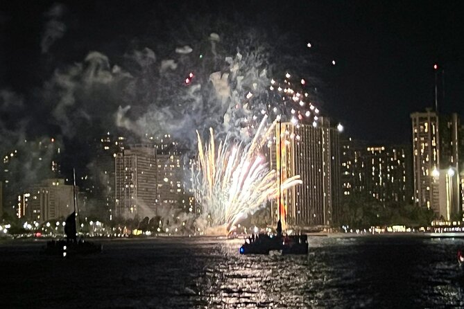 Friday Night Waikiki Fireworks Cruise - How much activity should you expect onboard?