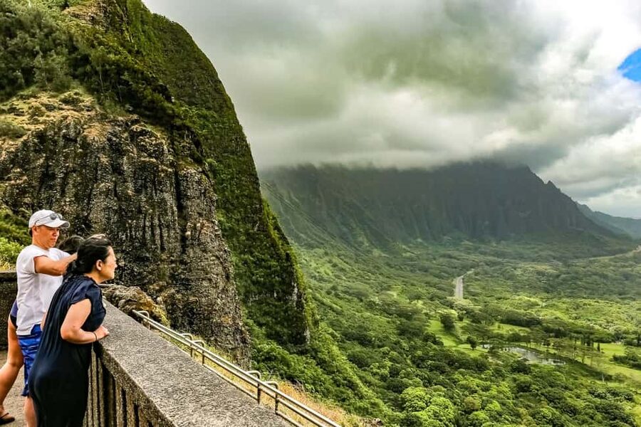 From Waikiki: Oahu Circle Island Tour - Why this circle island route works