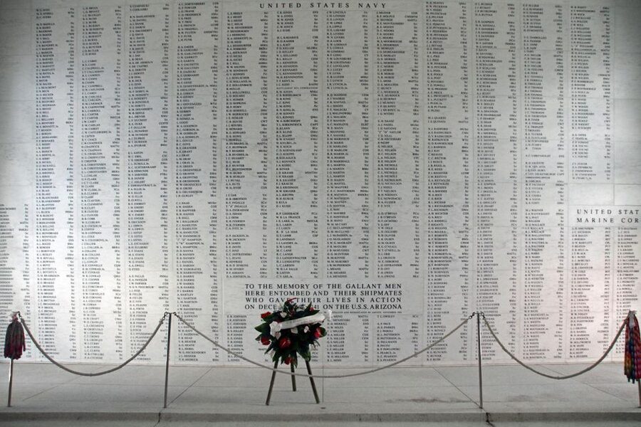 From Waikiki: Pearl Harbor USS Arizona Memorial Program - Taking the shuttle boat to the memorial
