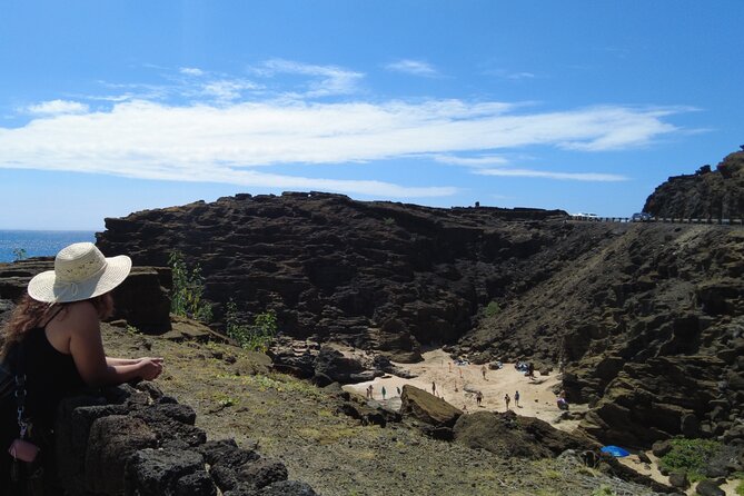 Full-Day Circle Island Guided Tour of Oahu - What the guides add to the day