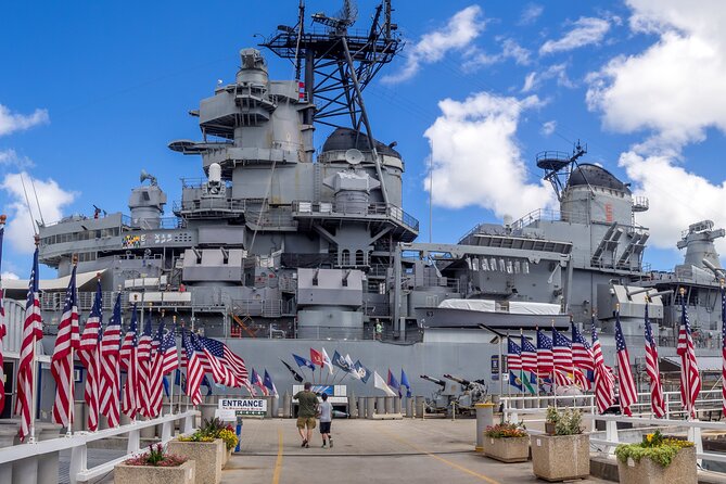 Grand Pearl Harbor and City Tour - USS Arizona Memorial: the tour’s strongest reason to go