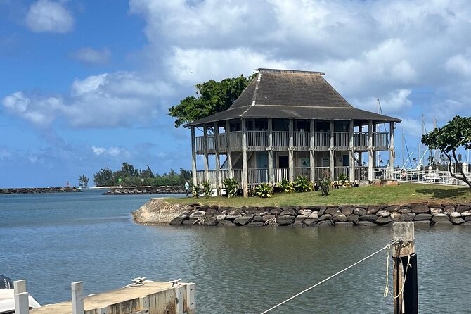Guided E-Bike Tour in North Shore - Who should book this ride?