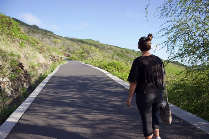 Half-Day Hiking Tour to Diamond Head and Makapuu Lighthouse - Why the shuttle adds real value