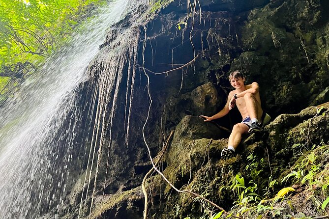 Half-Day Waterfall Tour - Hike, Scenic, Food and Photo - Tantalus Lookout and Honolulu from above
