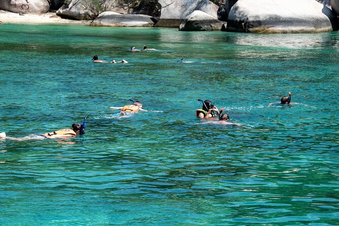 Hanauma Bay Snorkel - Your time is split between water and beach