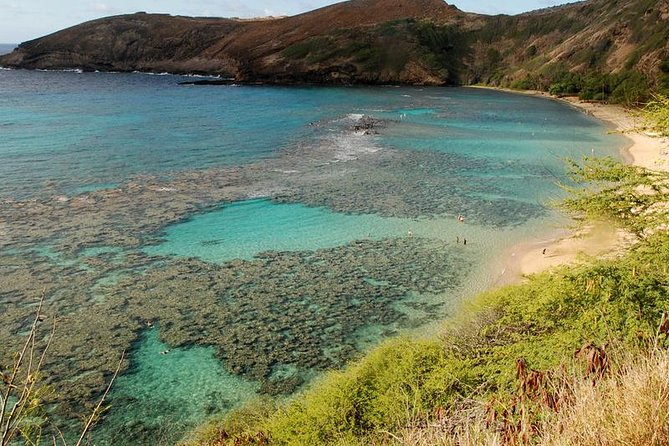 Hanauma Bay Snorkeling - Why Hanauma Bay remains a strong first snorkeling stop