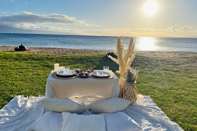Hawaii Beach Picnic Date - How the two hours can unfold