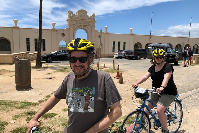 Hawaiian Food Tour by Bike in Oahu - Kuhio Beach, Queen’s Beach, and the opening view
